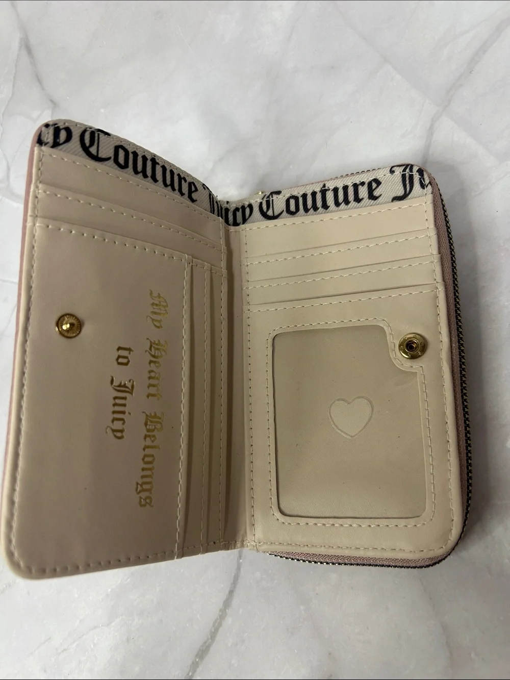 Jill Stuart compact zip